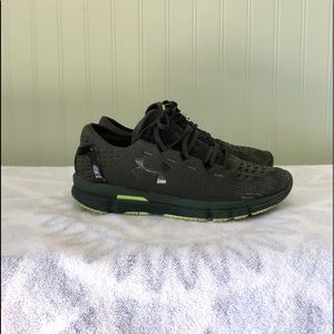 UNDER ARMOUR Speedform Slingshot Running Shoes